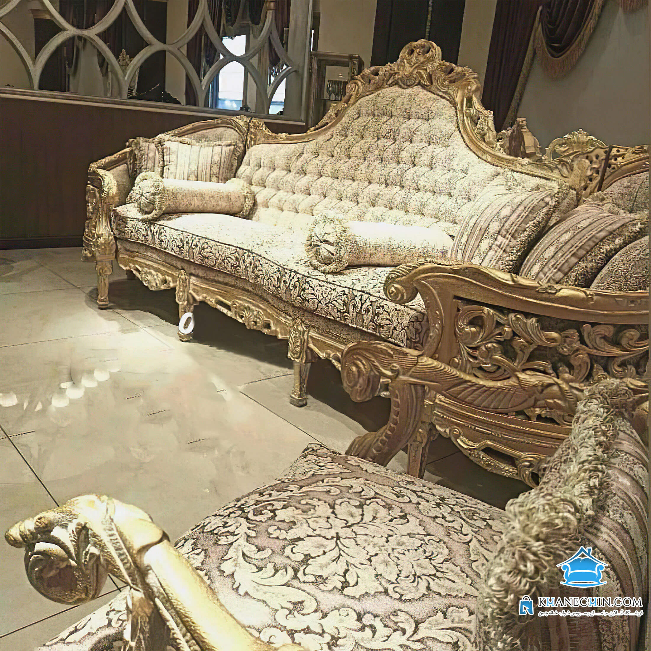 مبل سلطنتی پر کار خرچنگی مبل سلطنتی پر کار خرچنگی